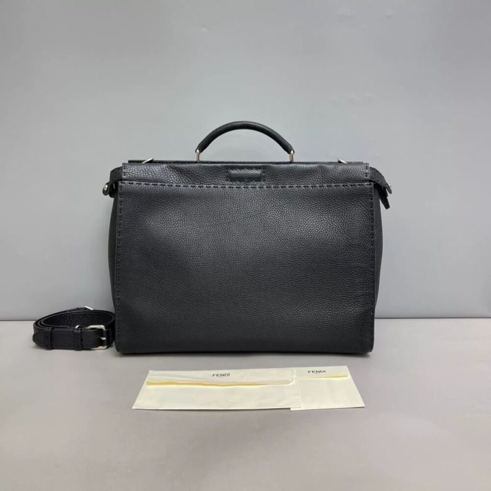 Fendi Women Pre-Loved Bag Very Good Condition
